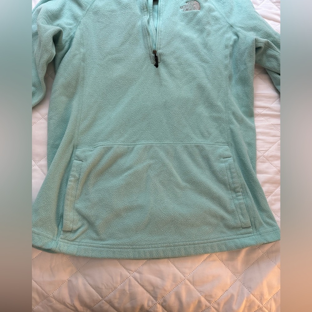 North Face Half Zip - Picture 4 of 7